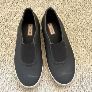 hunter slip on sneakers
